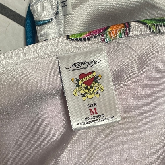 Ed Hardy love kills tattoo bikini - Picture 6 of 6